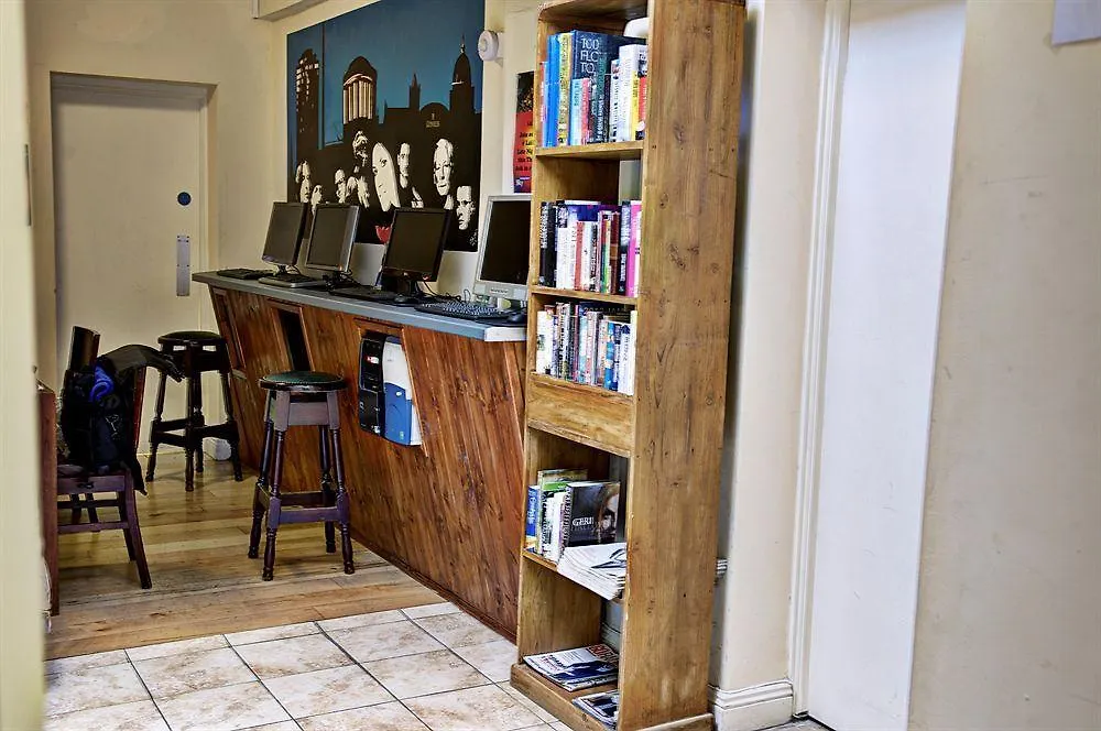 The Times Hostel - Camden Place Dublin Ireland