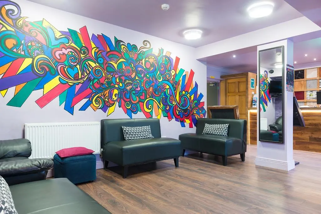 The Times Hostel - Camden Place Dublin 0*,